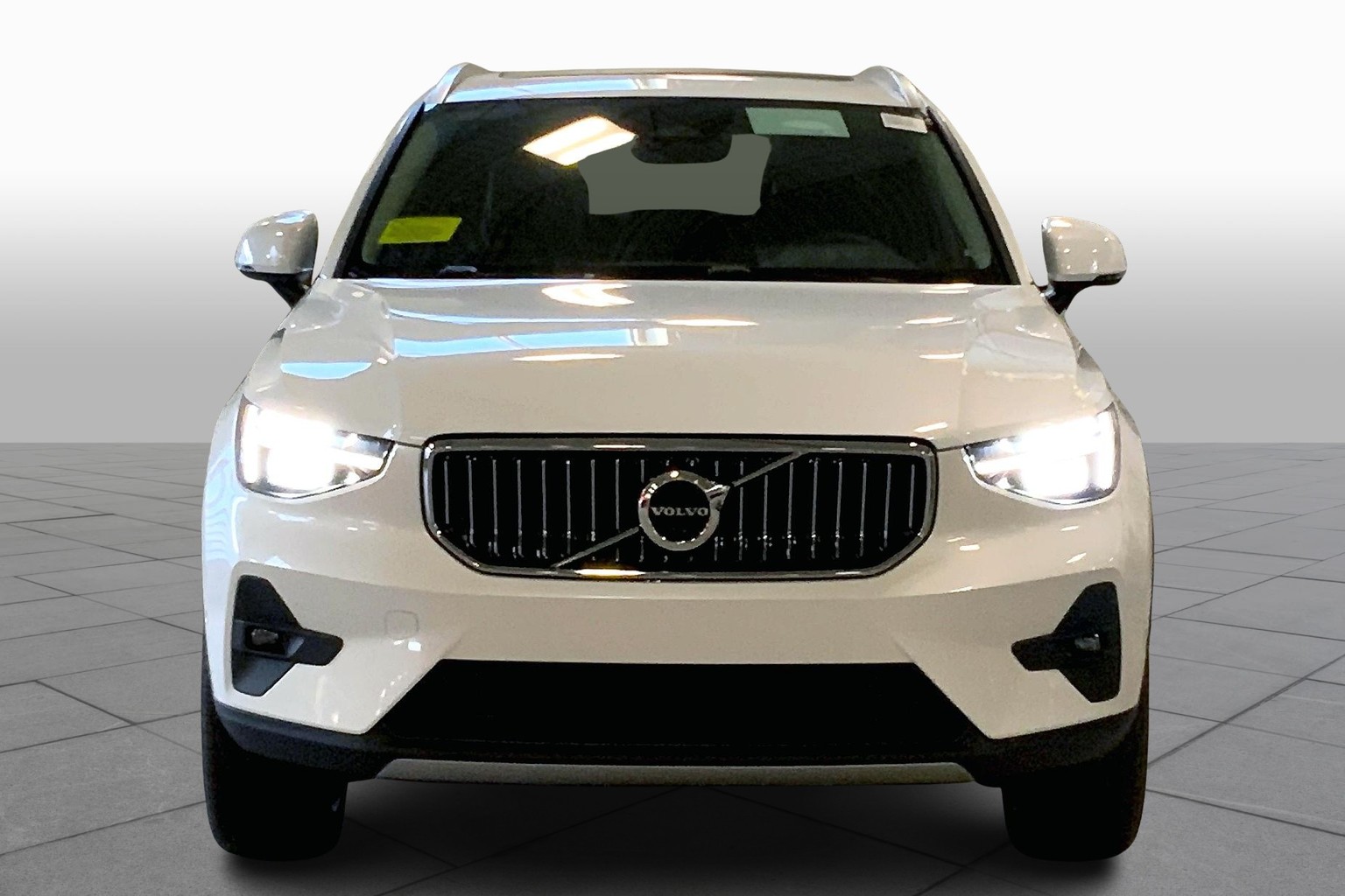 New 2025 Volvo XC40 Ultra SUV in Rockland #S2522142 | Ira Volvo